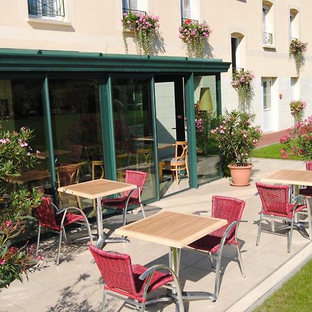 Hôtel Logis Entre Beauce et Perche Châteaudun Exterior foto